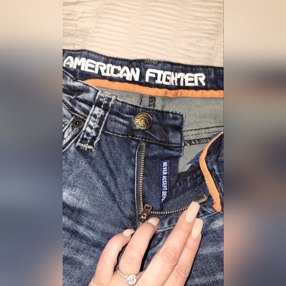American Fighter Men's Distressed Blue Jeans 28x29 - Picture 1 of 11